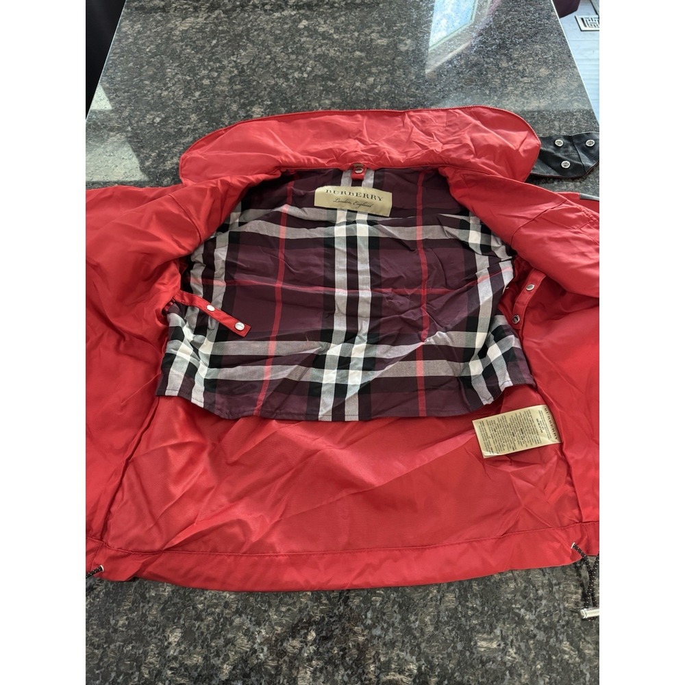 Burberry London Mountain Parka Red Black Nylon Jacket Size Sz‎ 48 Large.
